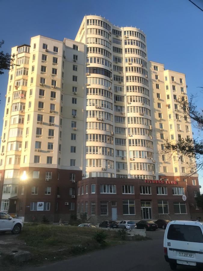 Flat with the sea view Apartment Chornomorsk Bagian luar foto